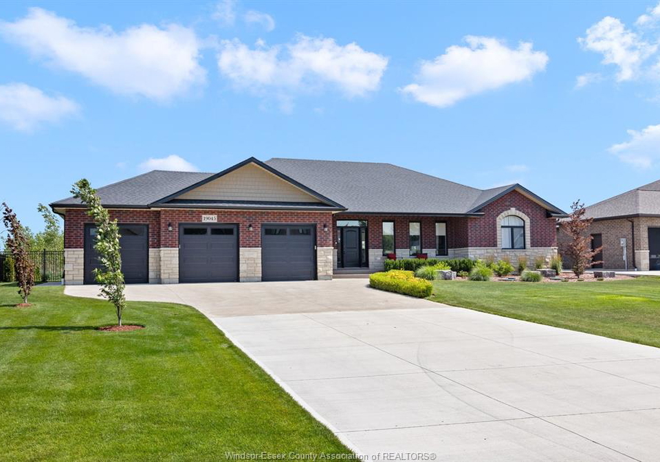 19045-haven-avenue-lakeshore-ontario-26016229