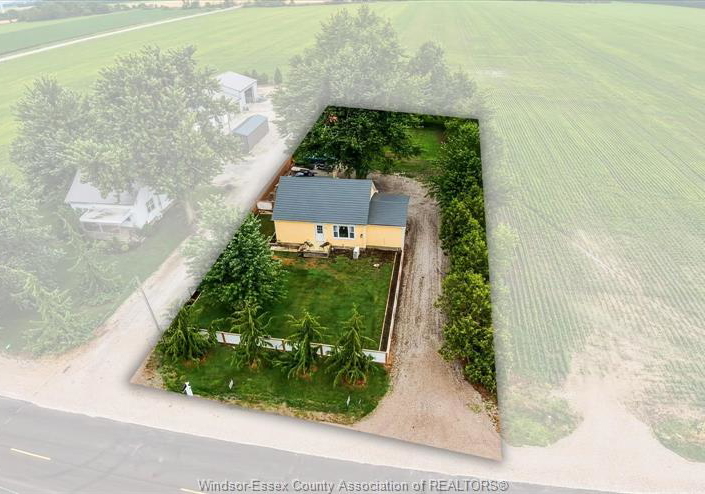 9755-gracey-side-road-comber-ontario-26016240