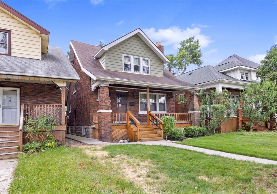 947-bruce-avenue-windsor-ontario-26016253