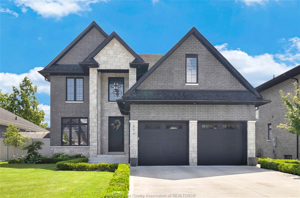 256-xavier-circle-lakeshore-ontario-26016257