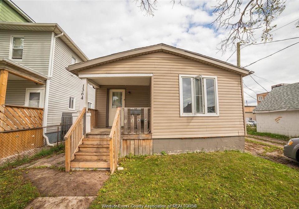 1364-mckay-avenue-windsor-ontario-26016276