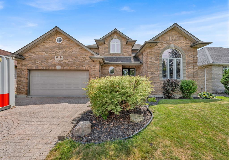 619-wright-lane-lakeshore-ontario-26016288