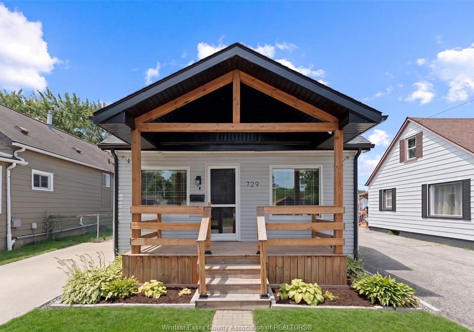 729-william-st-tecumseh-ontario-26016289