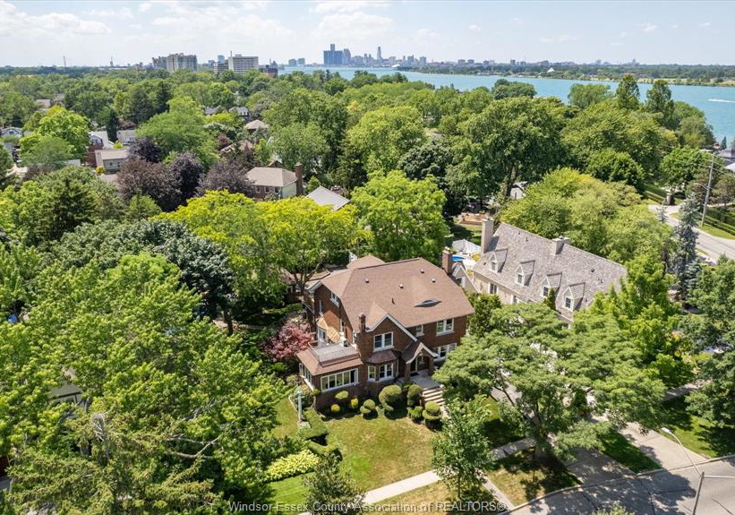 219-jefferson-windsor-ontario-26016295