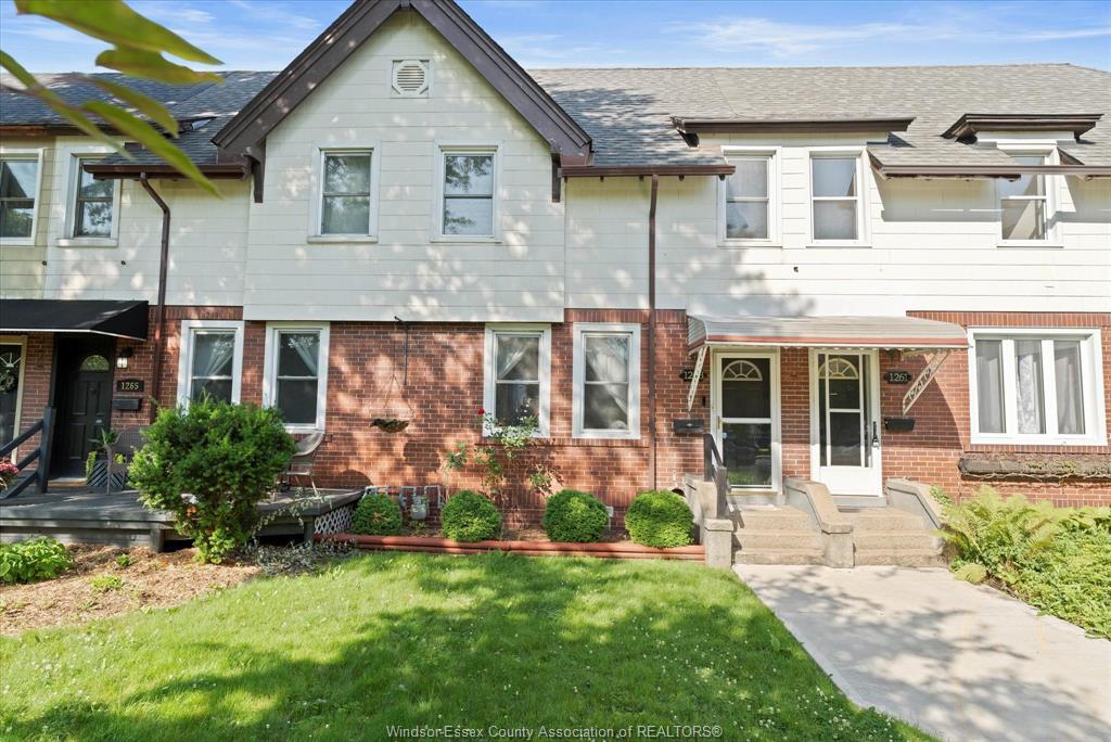 1263-monmouth-windsor-ontario-26016309