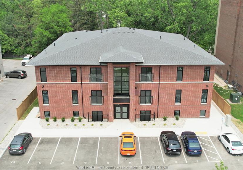 6550-wyandotte-street-windsor-ontario-26016310
