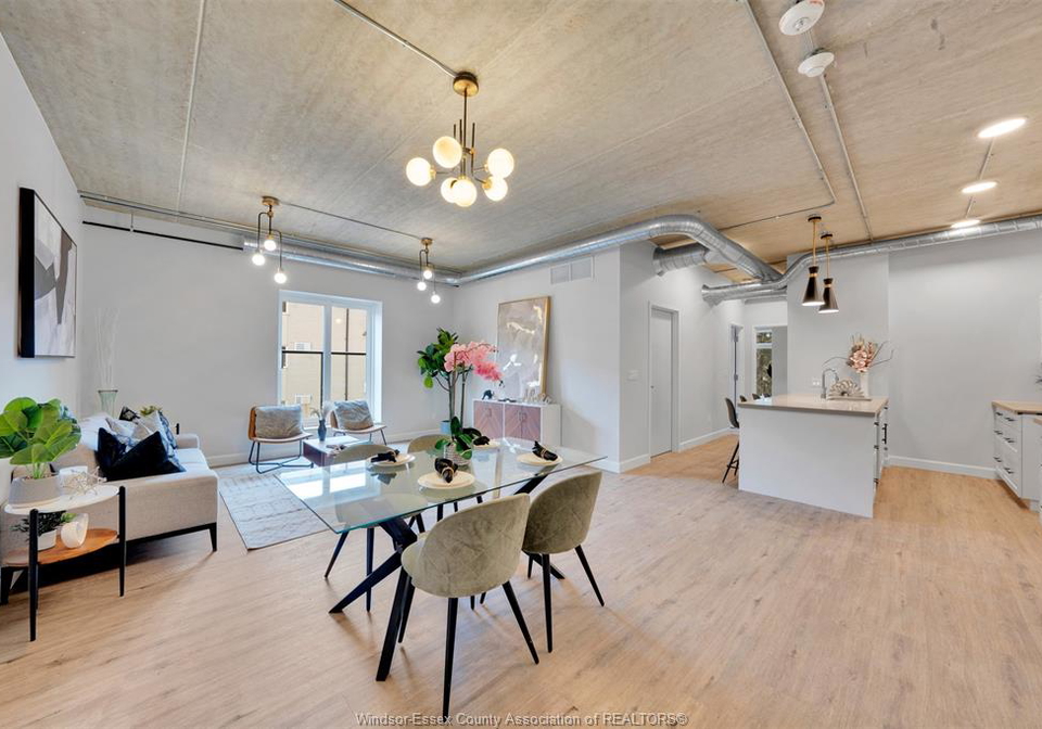 6550-wyandotte-street-windsor-ontario-26016310