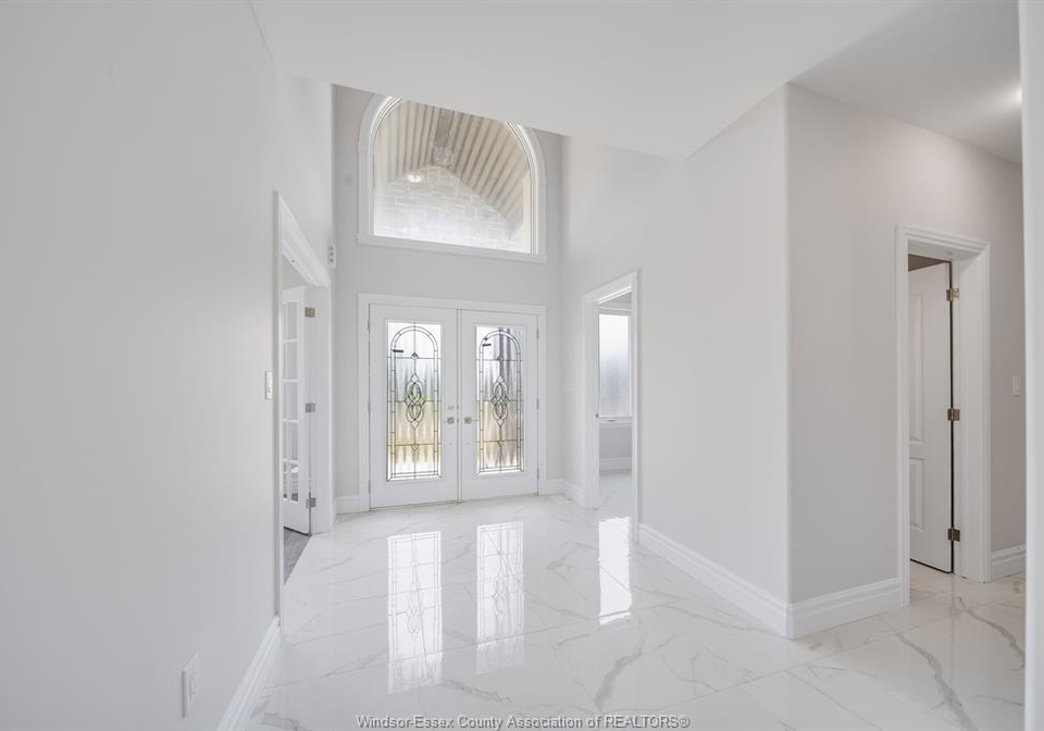 56-noble-court-amherstburg-ontario-26016339