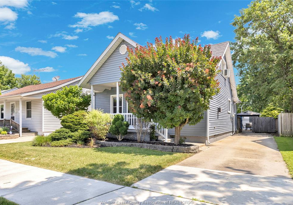 1548-aubin-road-windsor-ontario-26016340