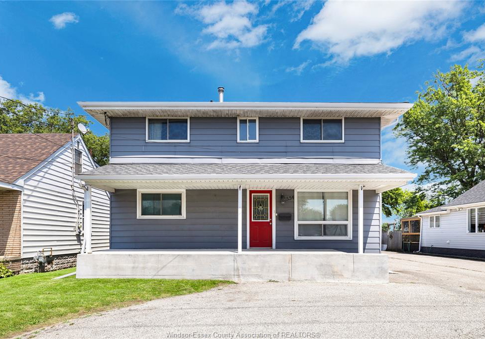 1554-lesperance-tecumseh-ontario-26016349