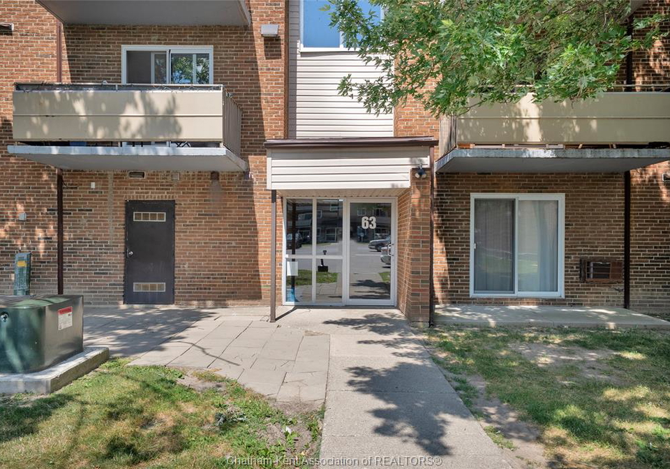 63-baldoon-road-chatham-ontario-26016362
