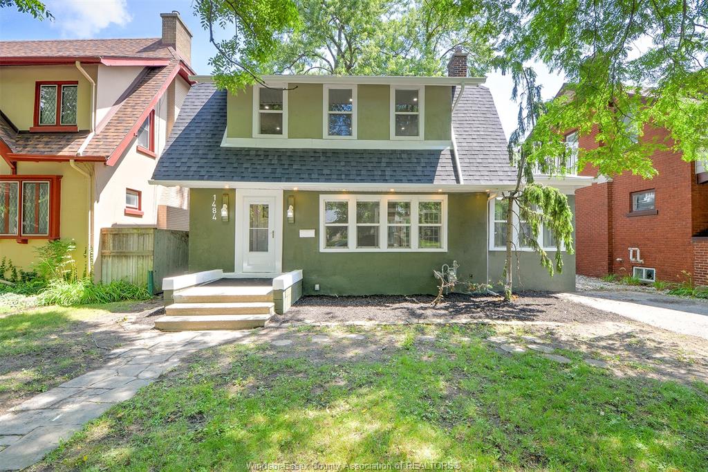 1484-victoria-avenue-windsor-ontario-26016387