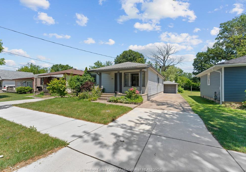 1740-jefferson-windsor-ontario-26016388