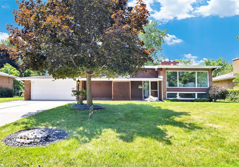 2849-byng-road-windsor-ontario-26016390