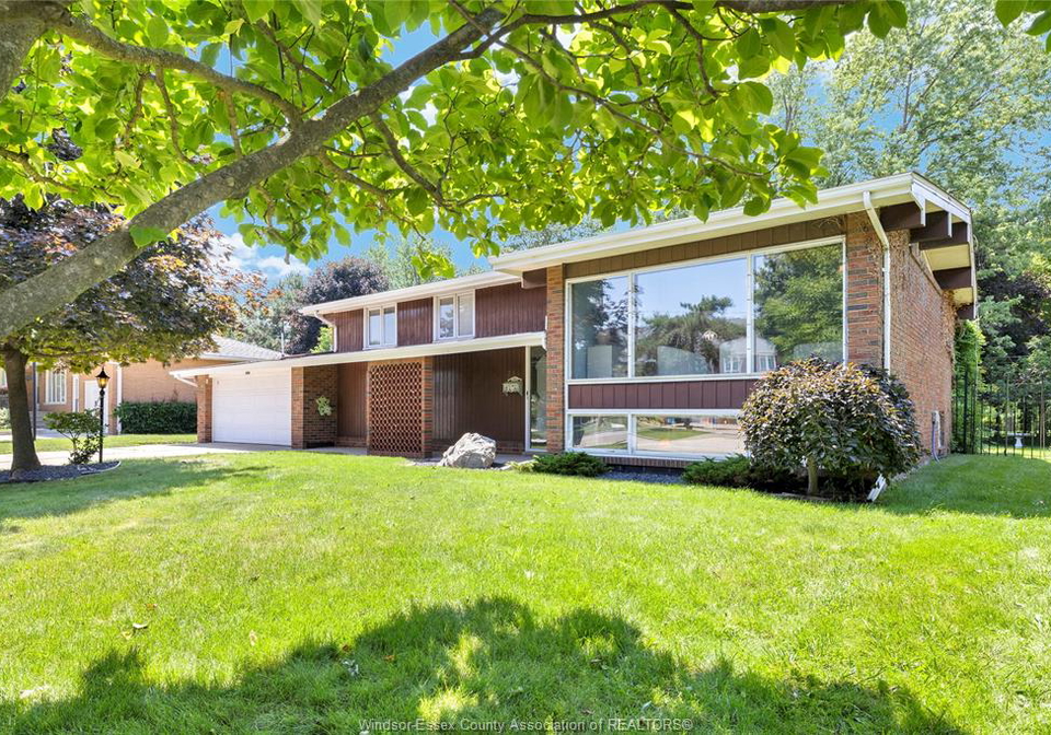 2849-byng-road-windsor-ontario-26016390