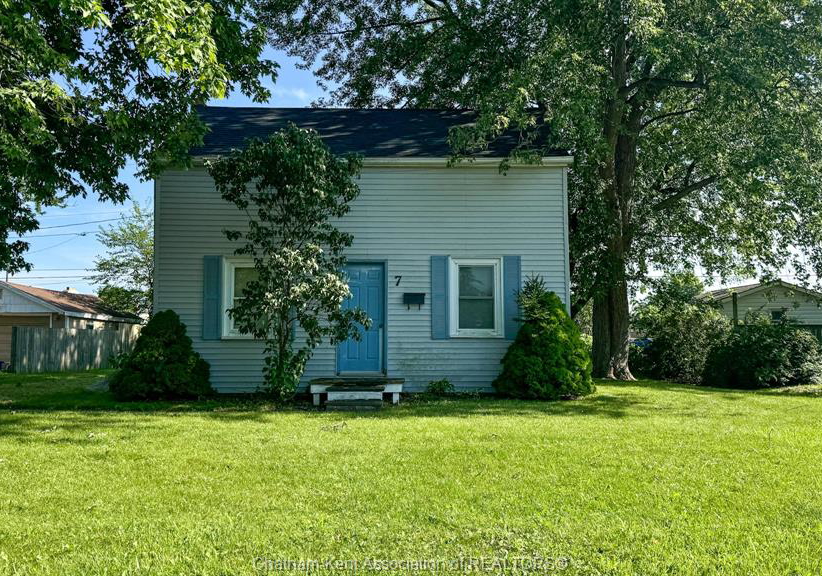 7-centre-street-west-tilbury-ontario-26016444