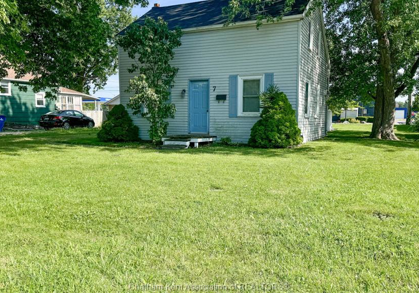 7-centre-street-west-tilbury-ontario-26016444