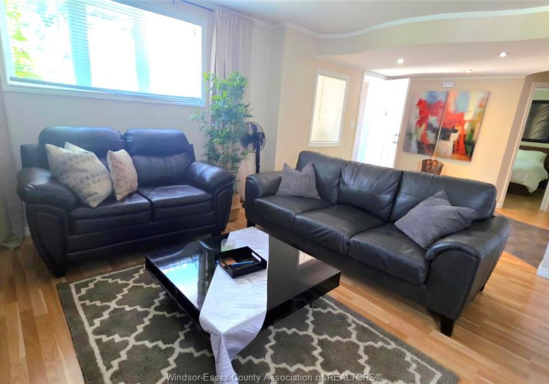 1811-northway-avenue-windsor-ontario-26016480