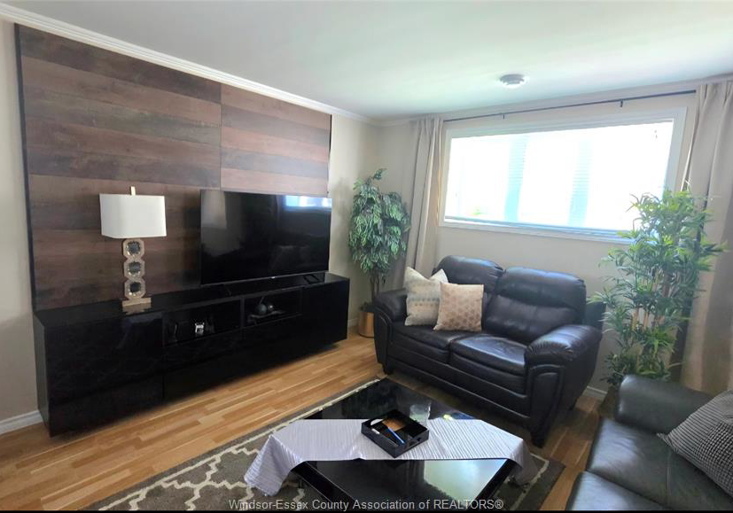 1811-northway-avenue-windsor-ontario-26016480
