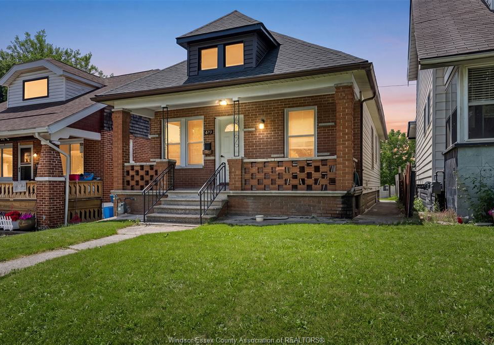 673-randolph-avenue-windsor-ontario-26016483