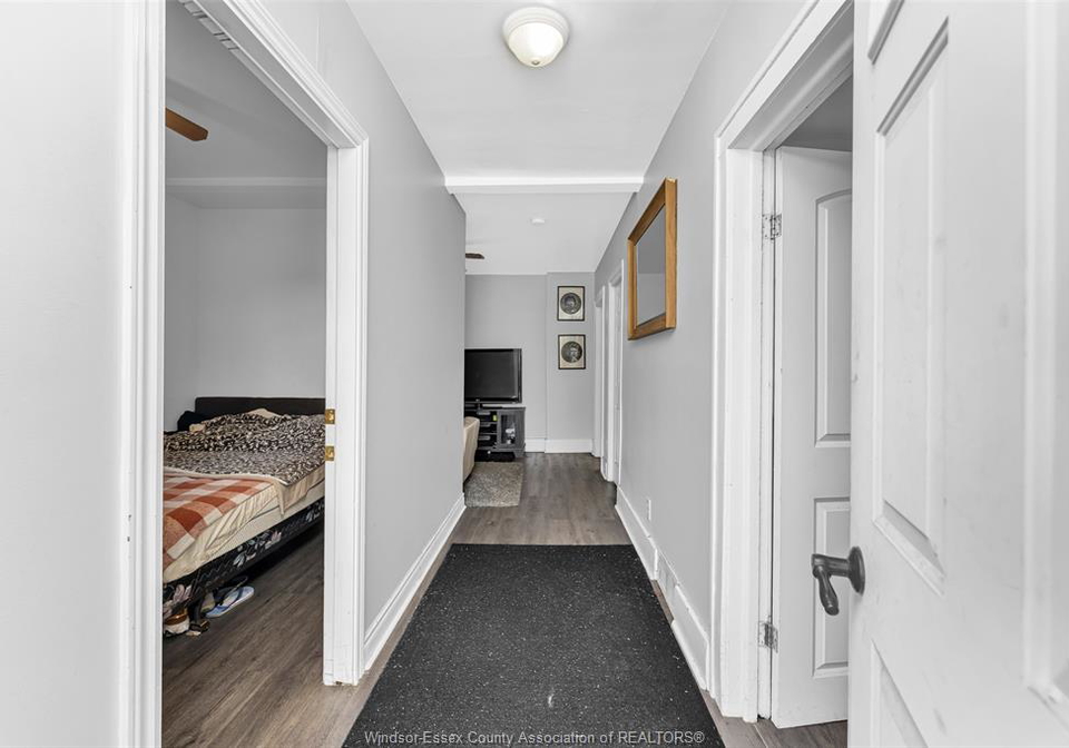 673-randolph-avenue-windsor-ontario-26016483