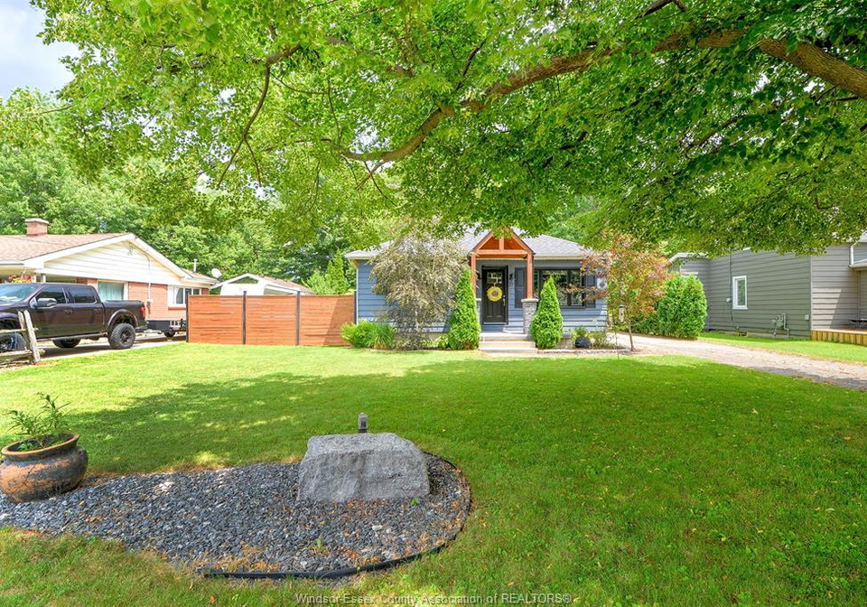 21-ella-street-south-tilbury-ontario-26016489