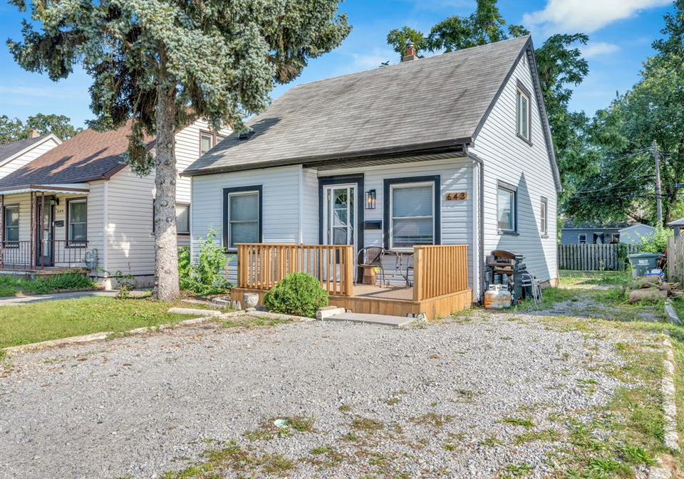 643-charles-street-windsor-ontario-26016506