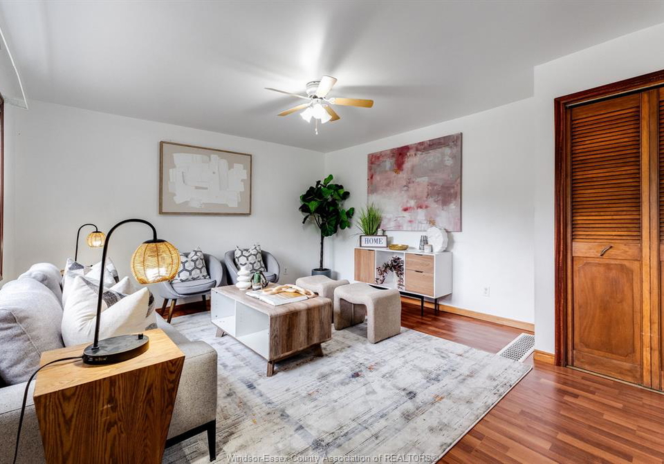 13-poplar-street-leamington-ontario-26016529