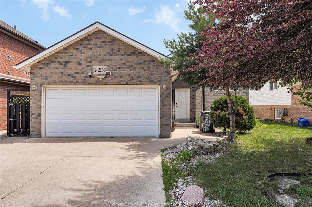 2156-dominion-boulevard-windsor-ontario-26016535