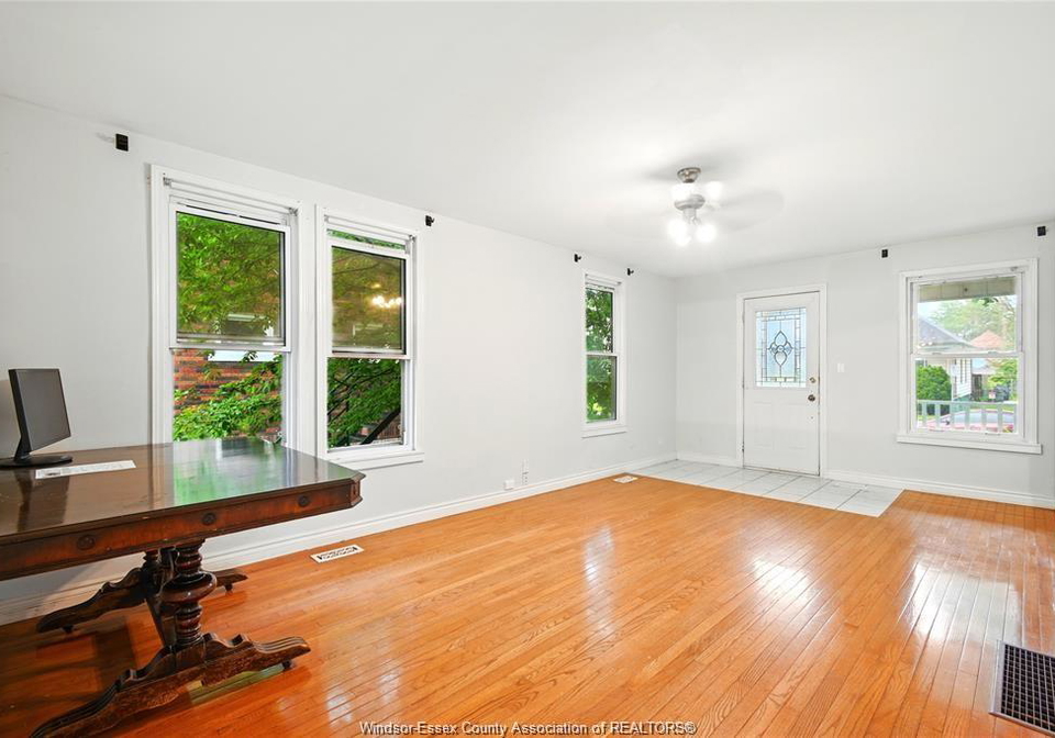 867-langlois-windsor-ontario-26016537