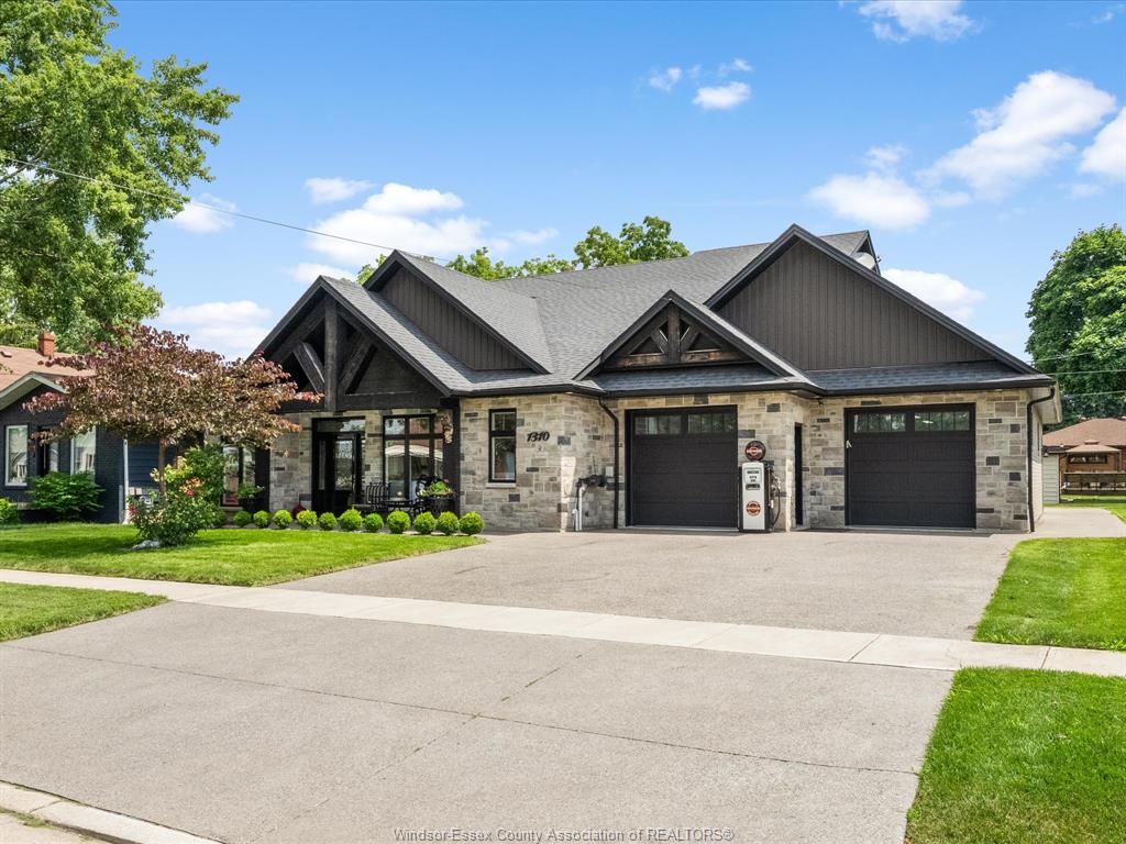 1310-poisson-street-tecumseh-ontario-26016546