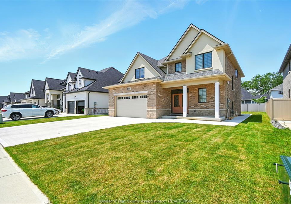 352-christine-avenue-belle-river-ontario-26016557