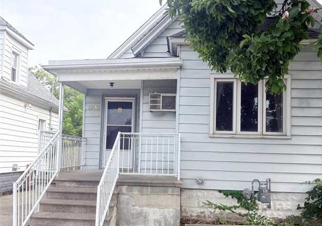1235-erie-street-east-windsor-ontario-26016567