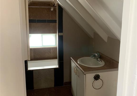 154-thames-street-chatham-ontario-26016576