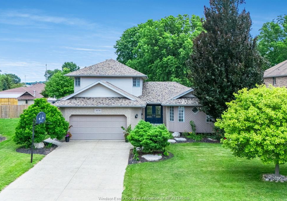 3036-aurelia-crescent-kingsville-ontario-26016601