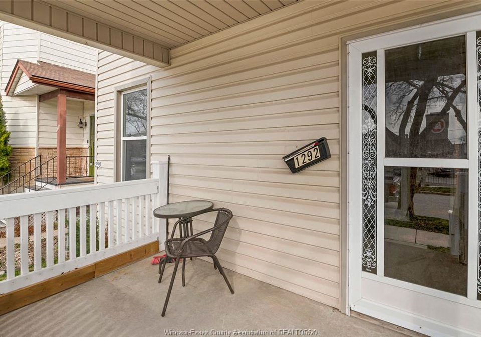 1292-chilver-windsor-ontario-26016629
