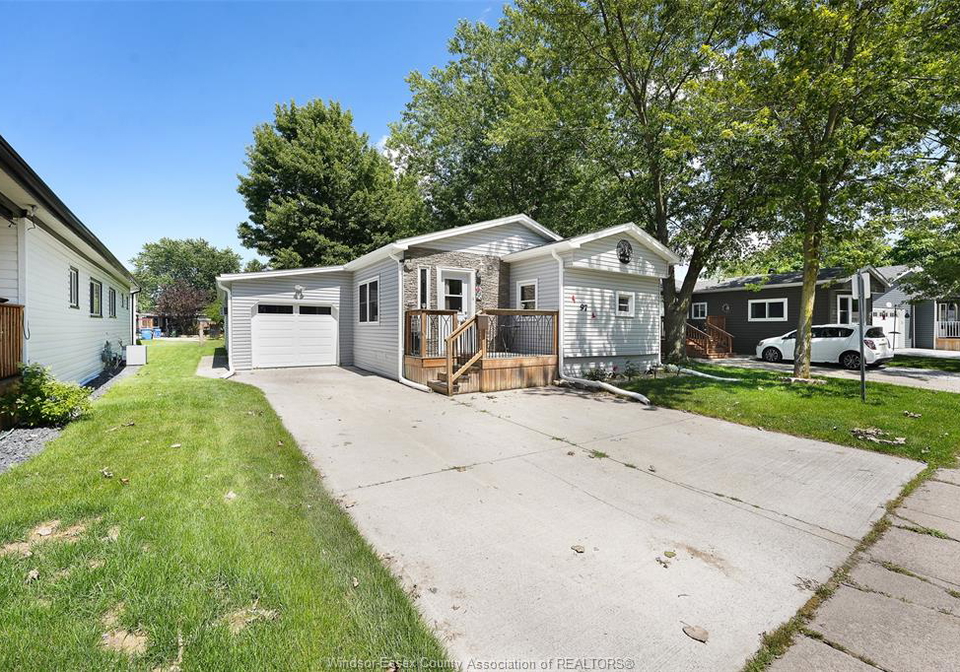97-dana-drive-essex-ontario-26016637
