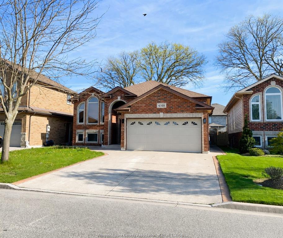 4518-helsinki-crescent-windsor-ontario-26016644