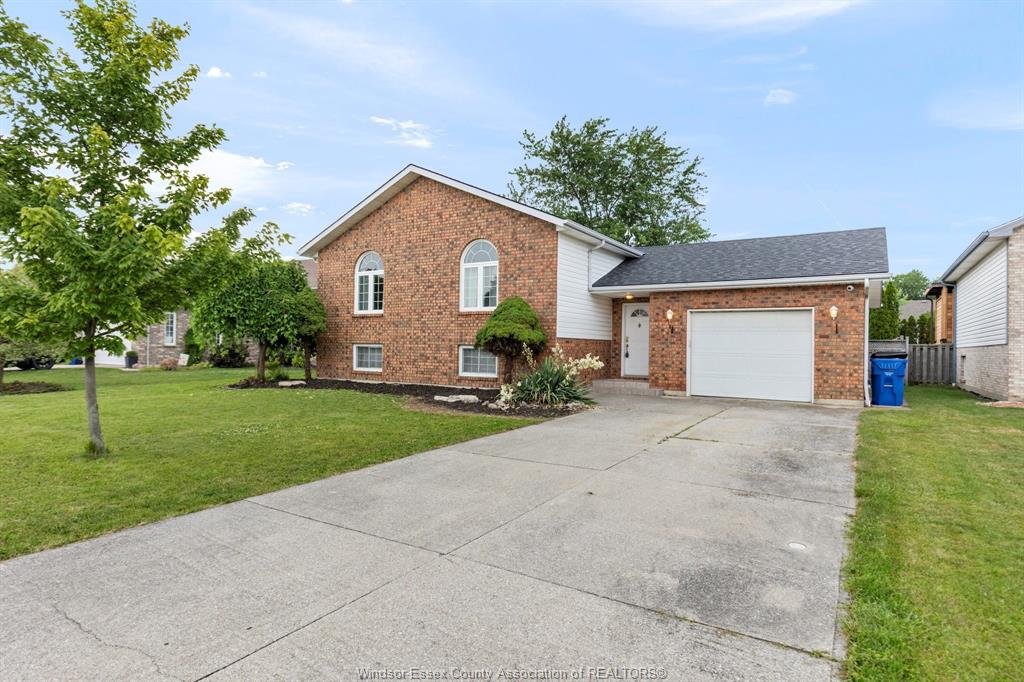 23-helen-street-tilbury-ontario-26016663