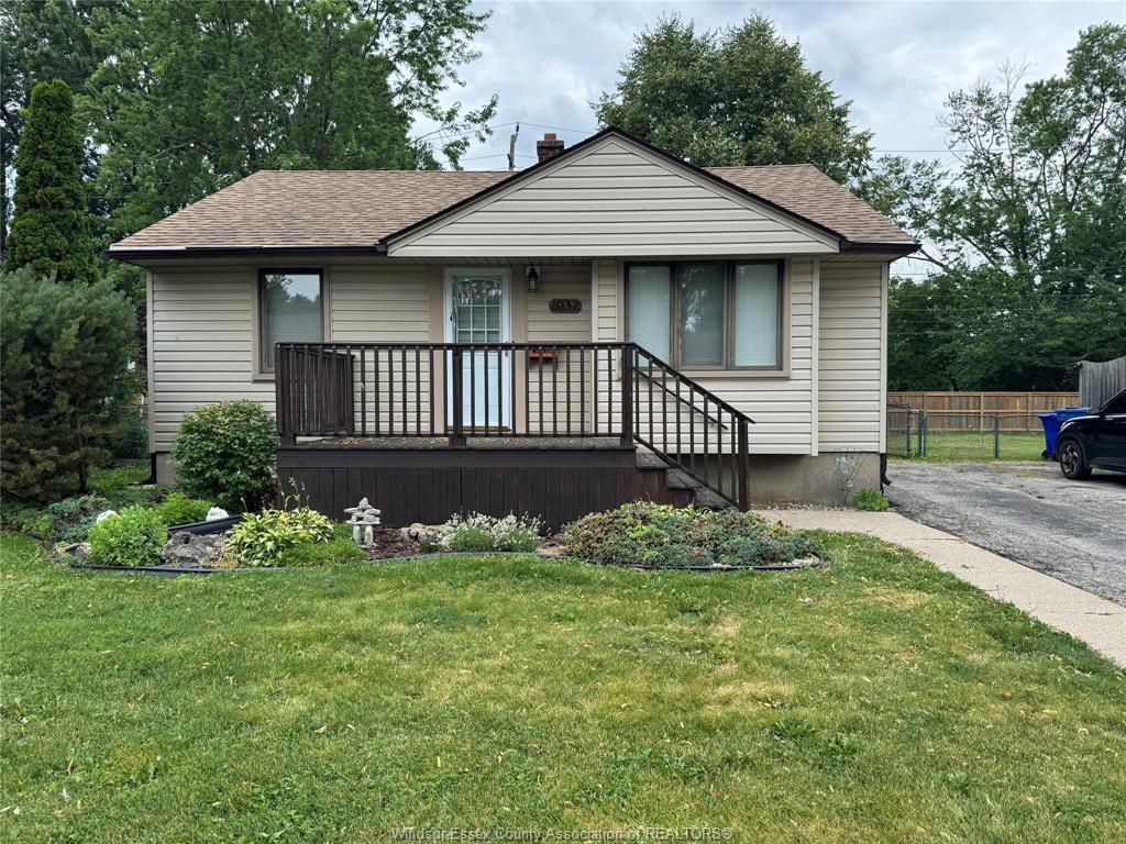 1937-francois-windsor-ontario-26016675