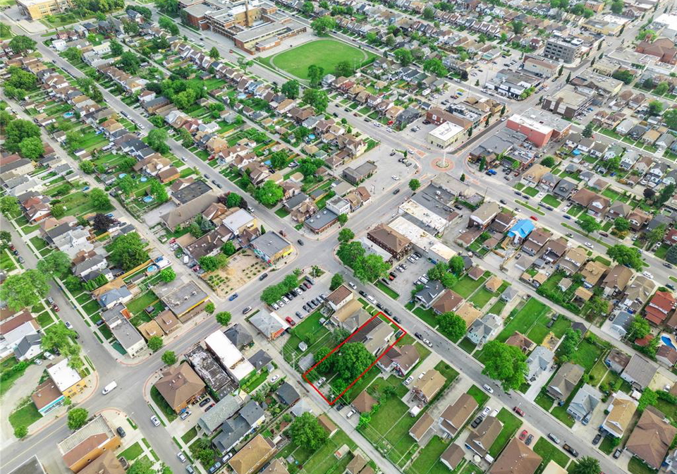 972-976-langlois-windsor-ontario-26016682