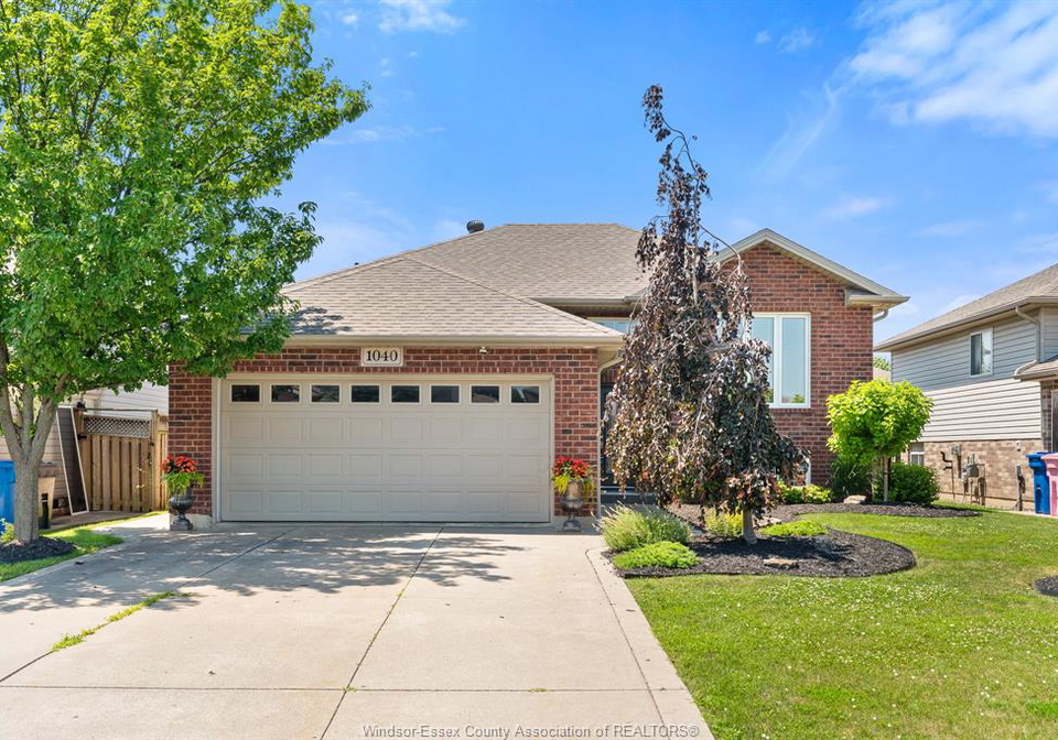 1040-king-louis-street-lakeshore-ontario-26016686