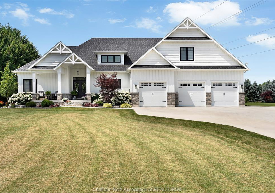 21626-adams-crescent-chatham-kent-ontario-26016689