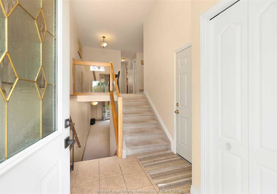1132-settlers-windsor-ontario-26016693