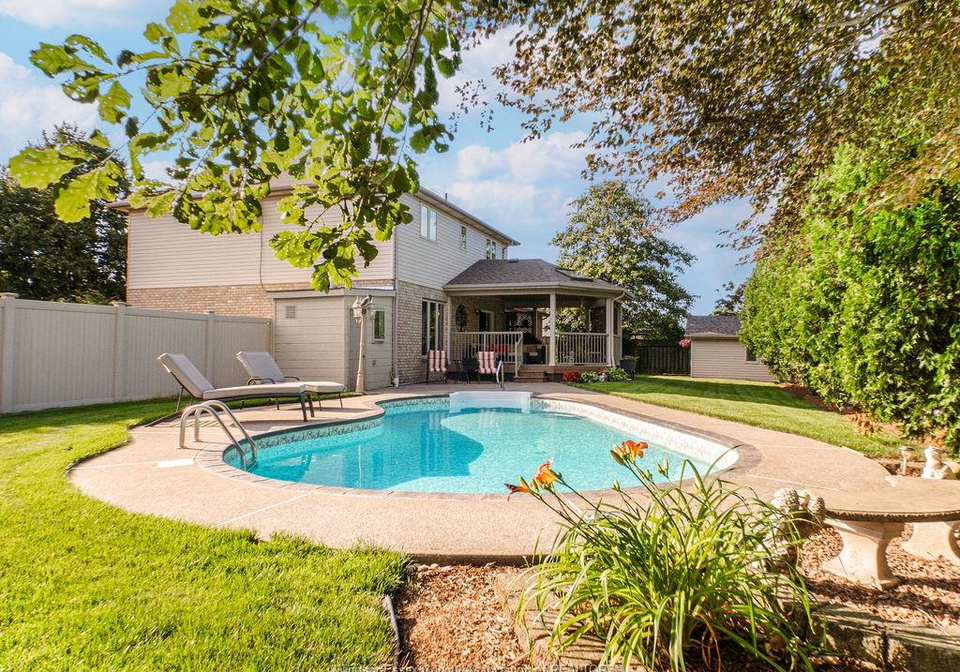 128-pheasant-run-drive-lakeshore-ontario-26016695