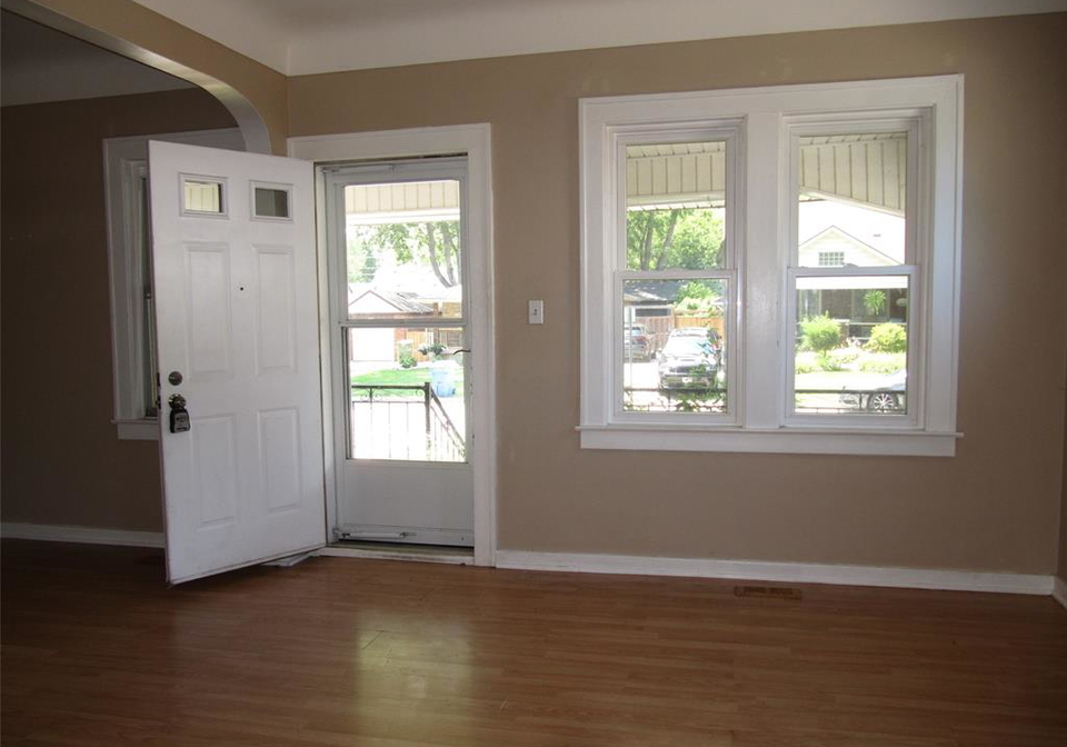 958-edward-windsor-ontario-26016701