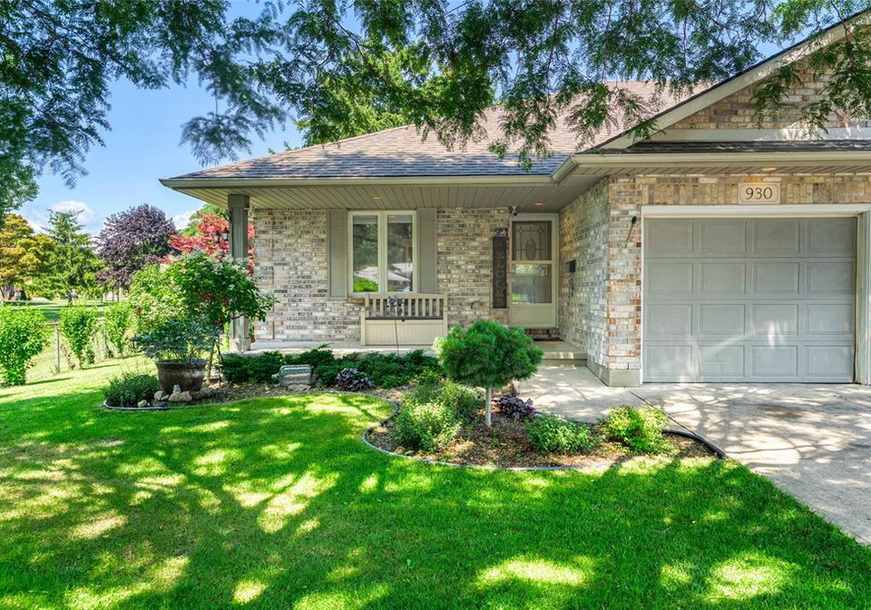 930-assiniboine-crescent-sarnia-ontario-26016723