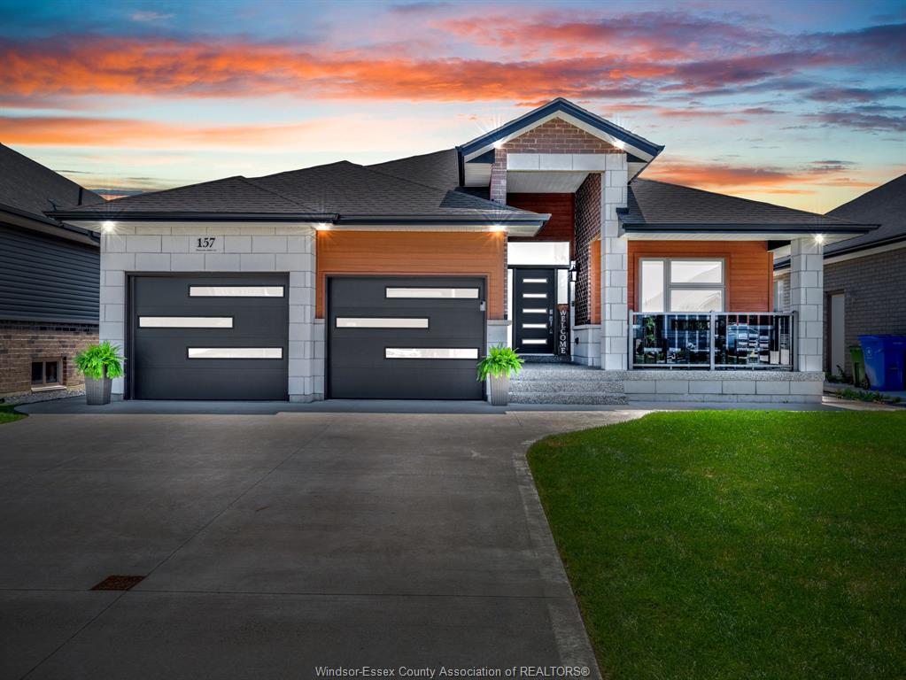 157-townsview-essex-ontario-26016730