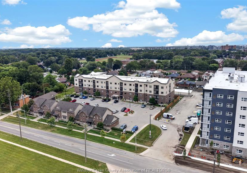8475-wyandotte-street-e-windsor-ontario-26016748