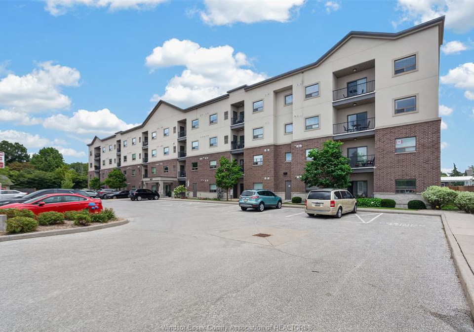 8475-wyandotte-street-e-windsor-ontario-26016748
